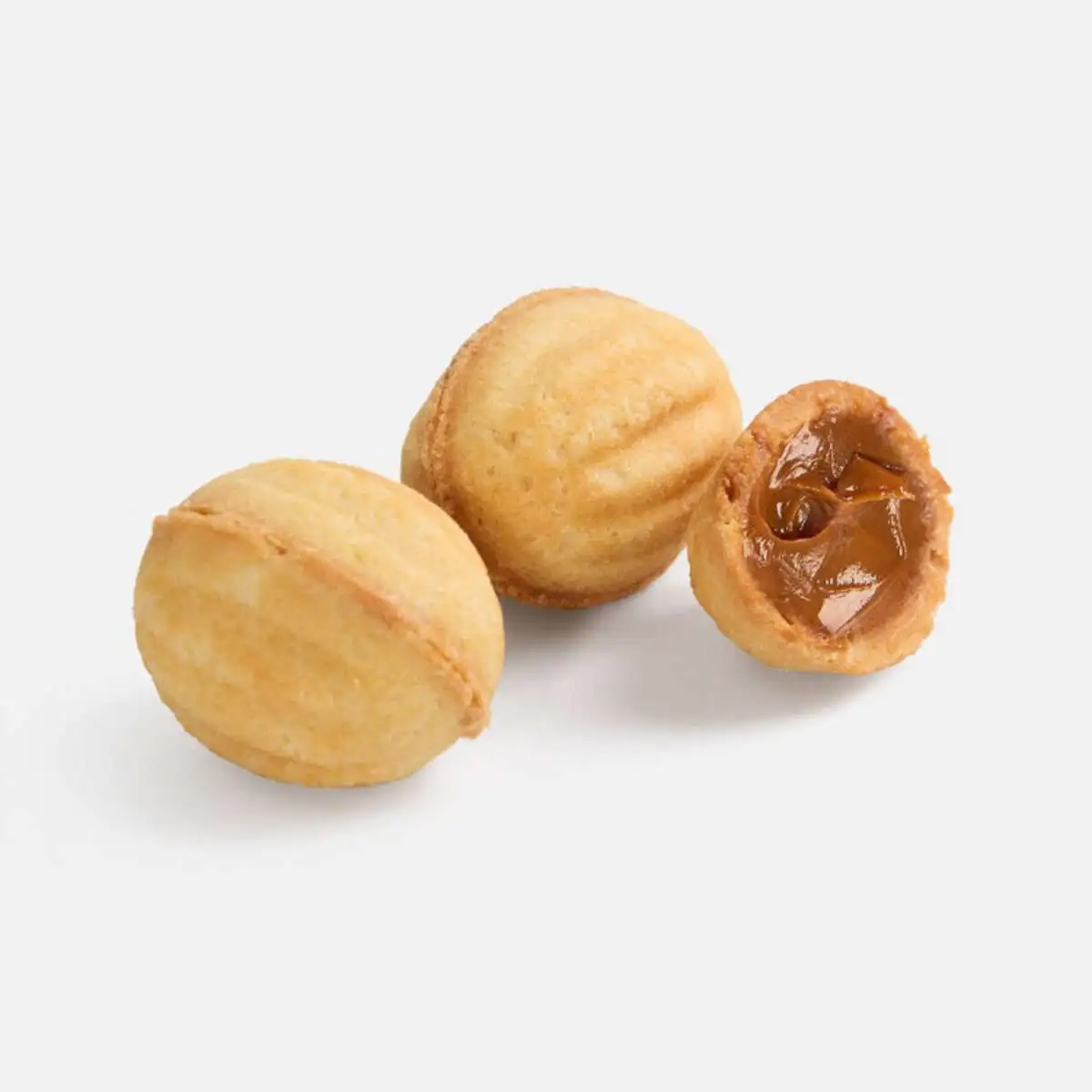 Орешки с вареной сгущенкой