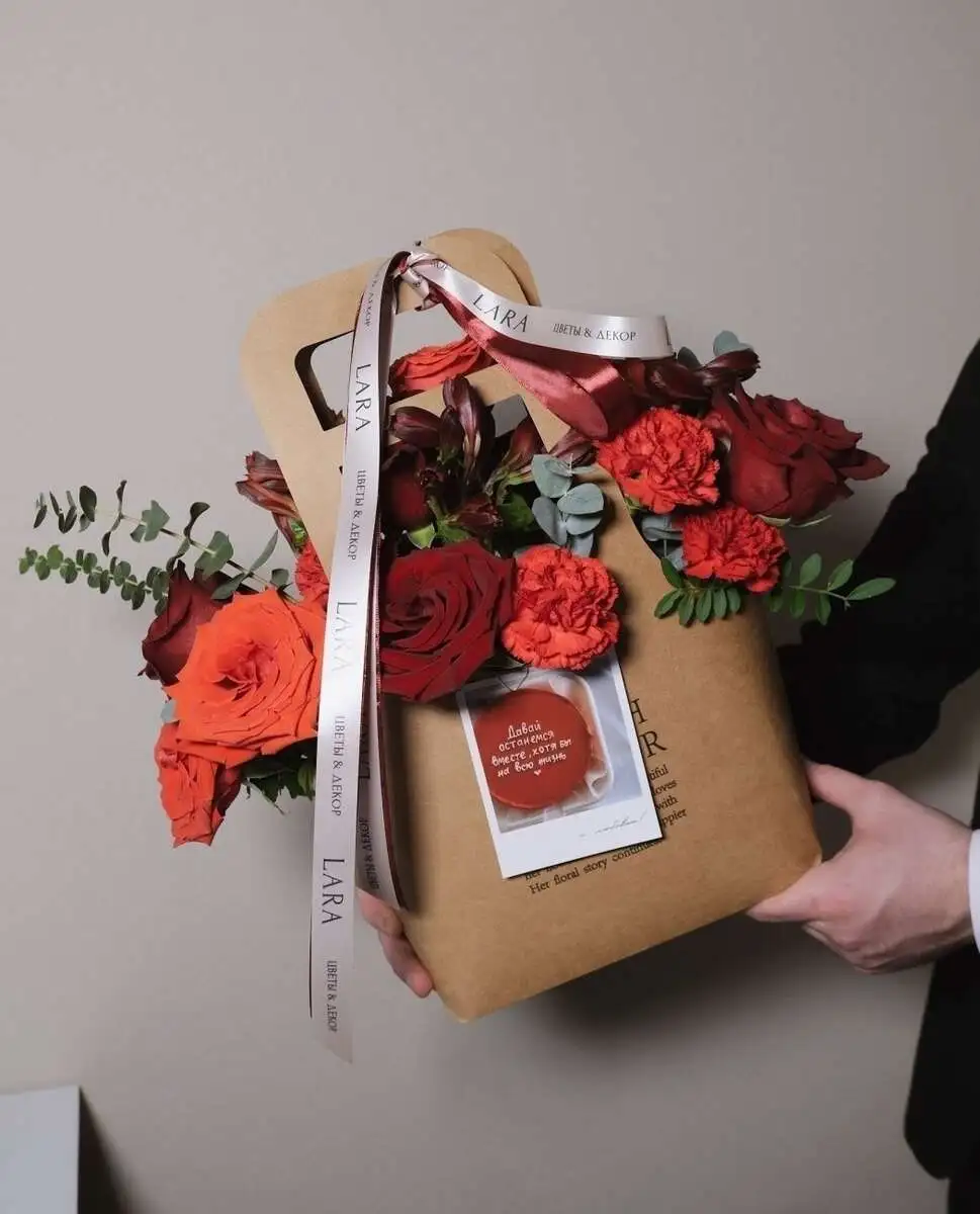 Композиция "Люблю тебя" размер М