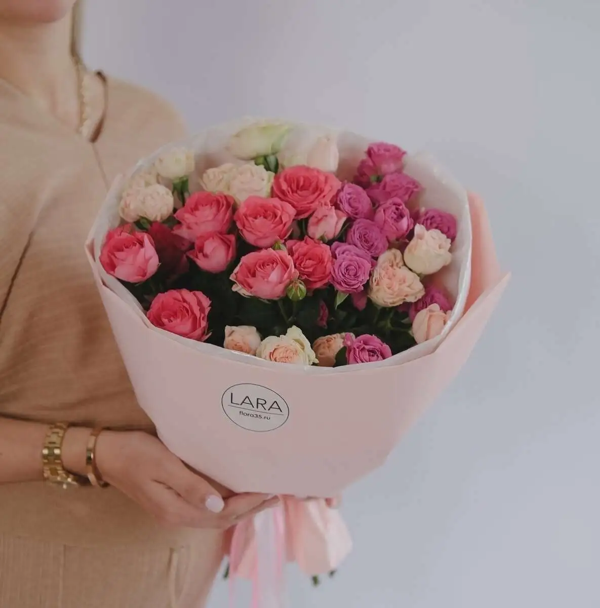 Букет "Микс из кустовых роз" размер S