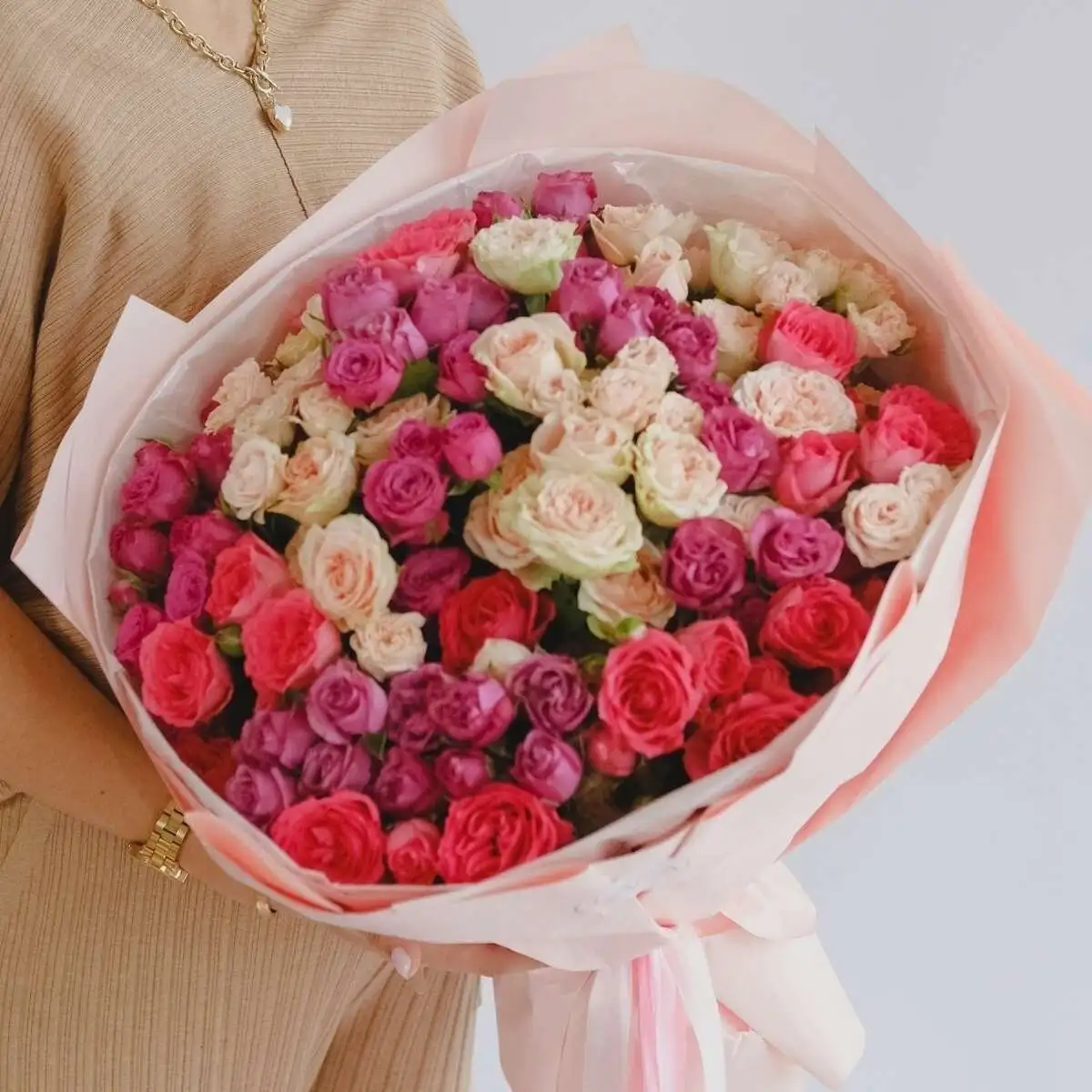 Букет "Микс из кустовых роз" размер L