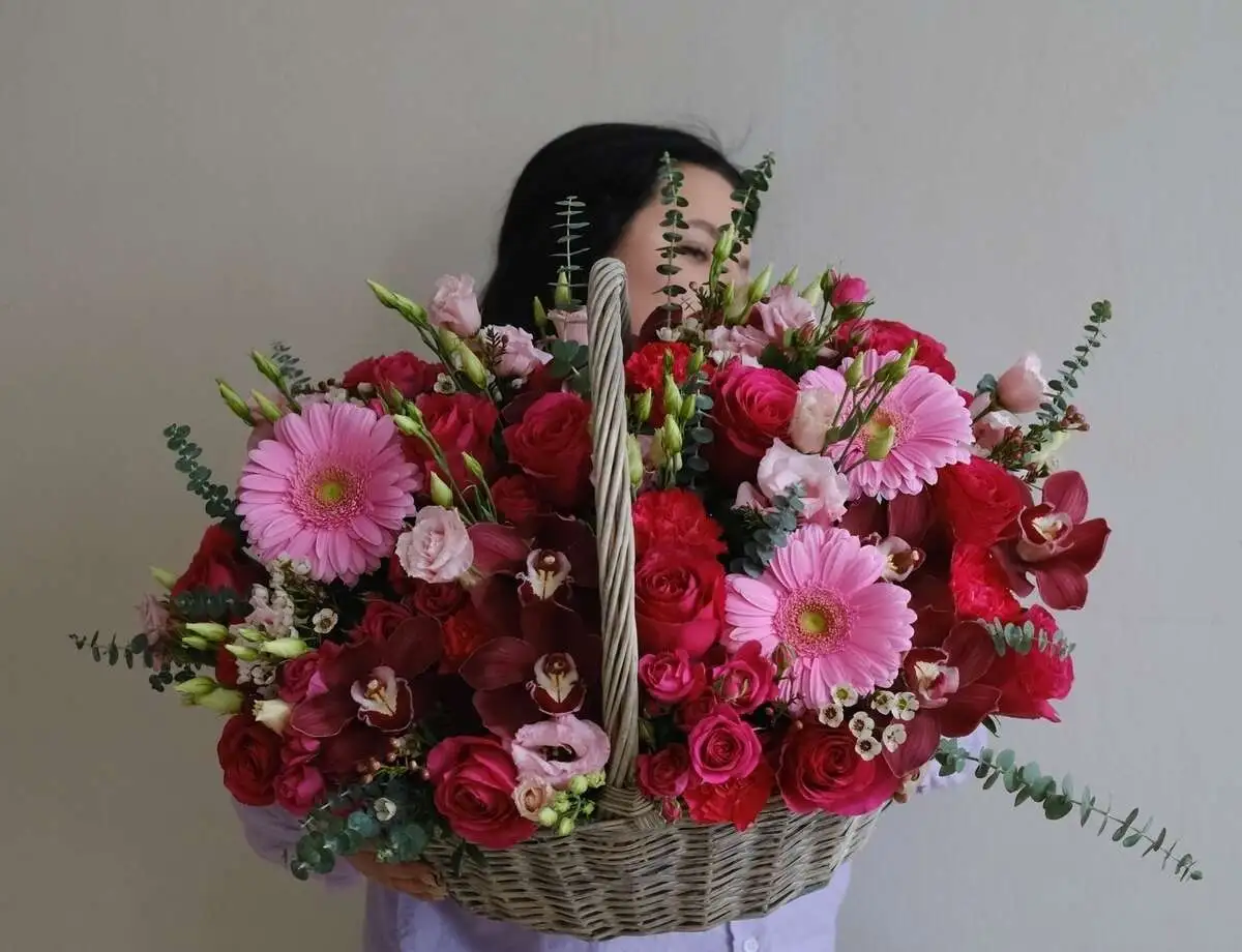 Композиция " Розовое кружево"