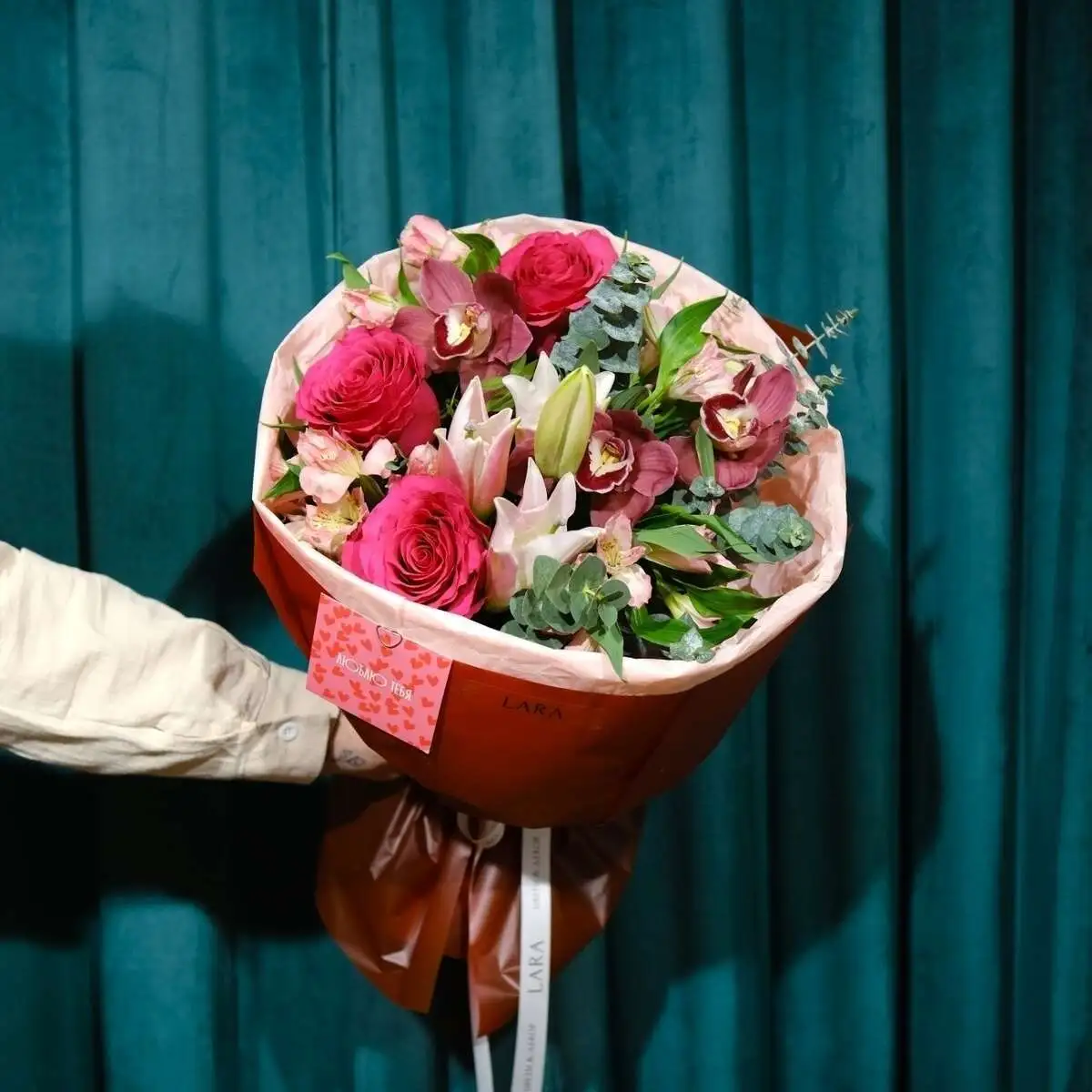 Букет "Счастливый день" размер M