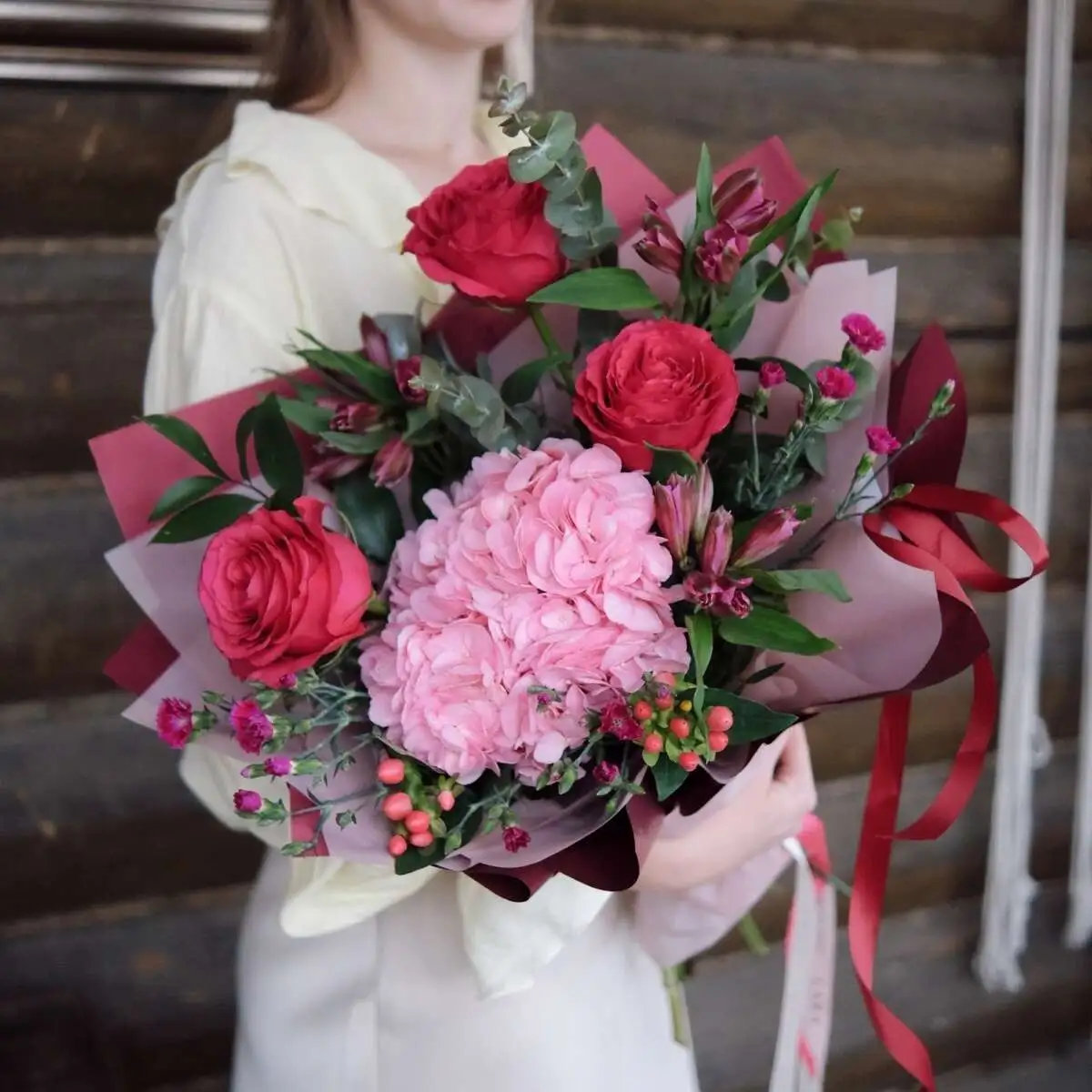 Букет "Любимой и родной" размер S