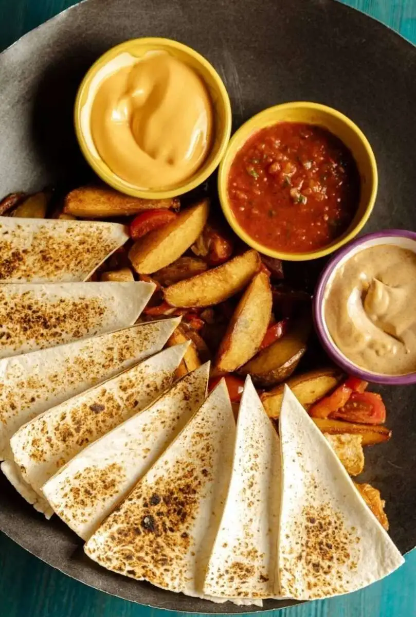 Фахита с курицей на компанию