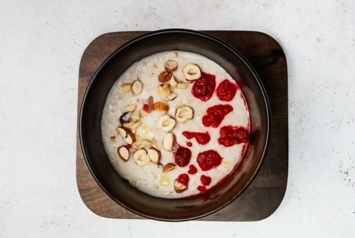 Овсяная каша на кокосовом молоке 