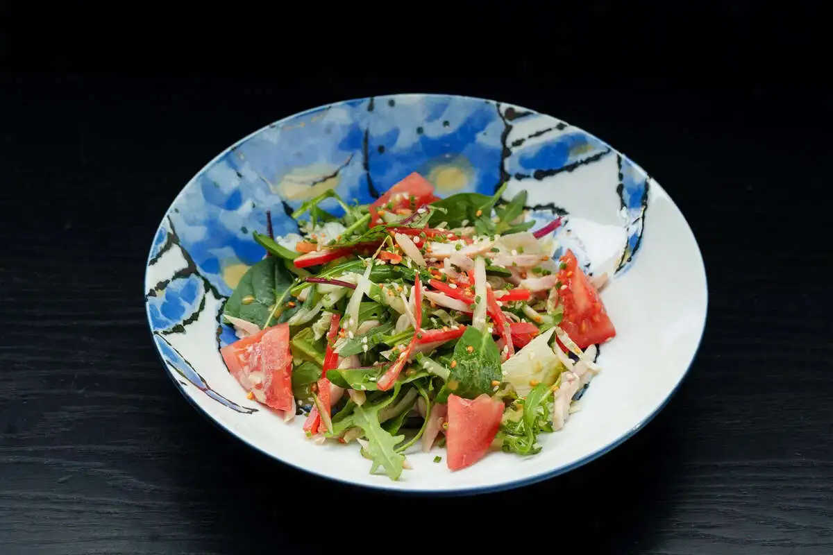 С копченой курицей 