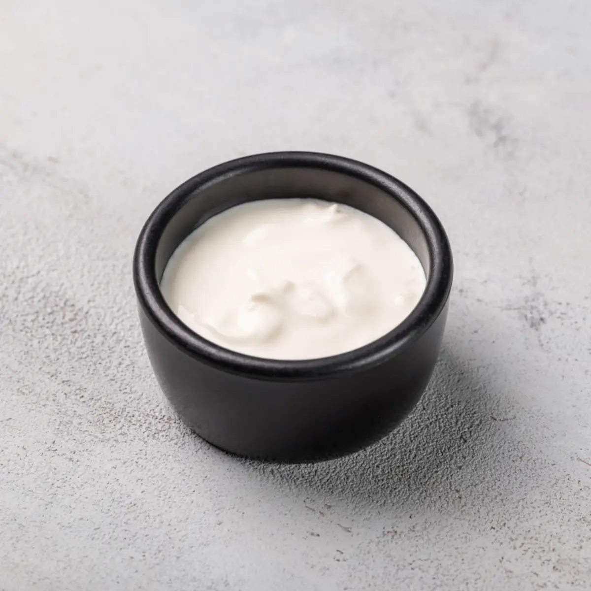 Соус сметанный с чесноком 