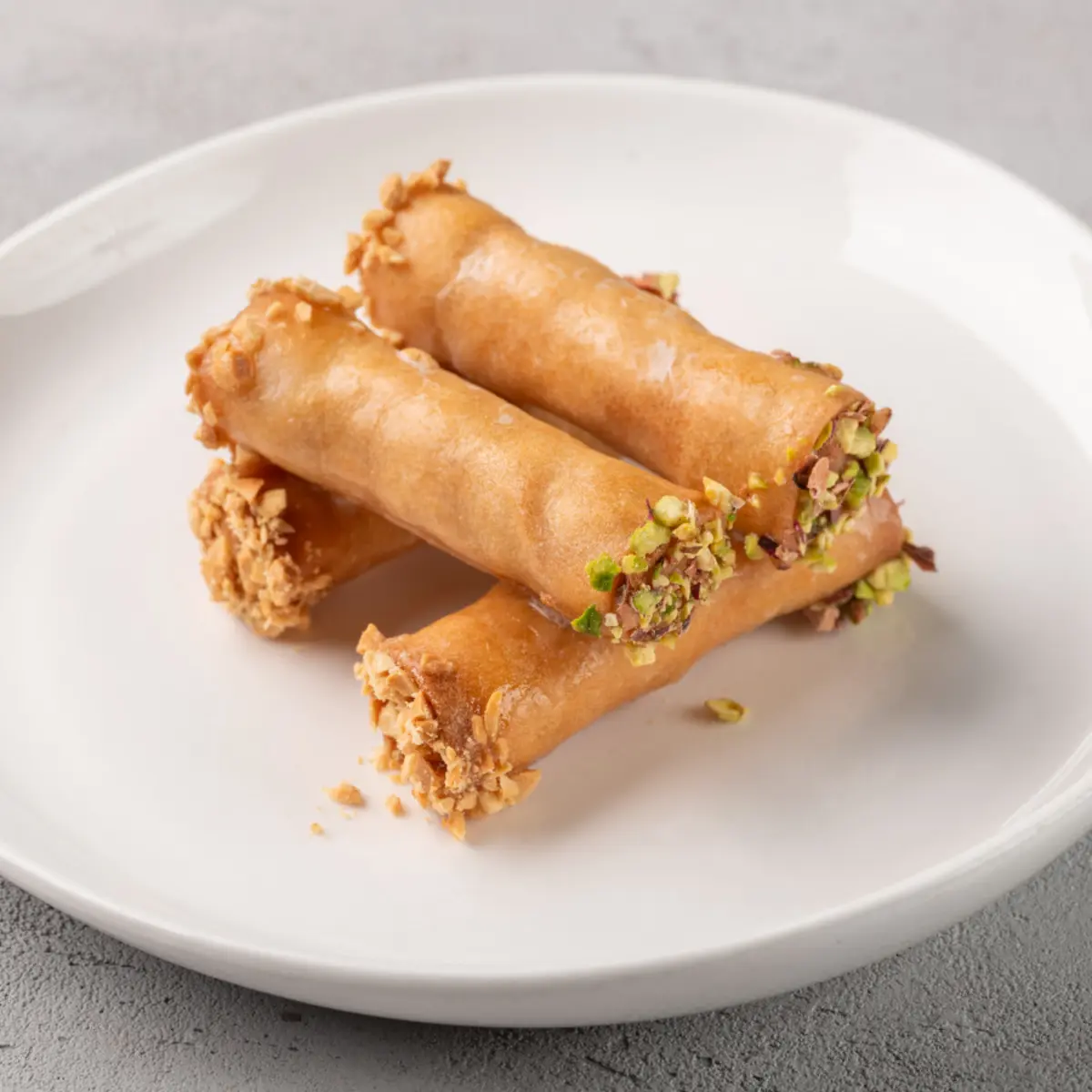 Восточные трубочки с арахисом и сгущенкой