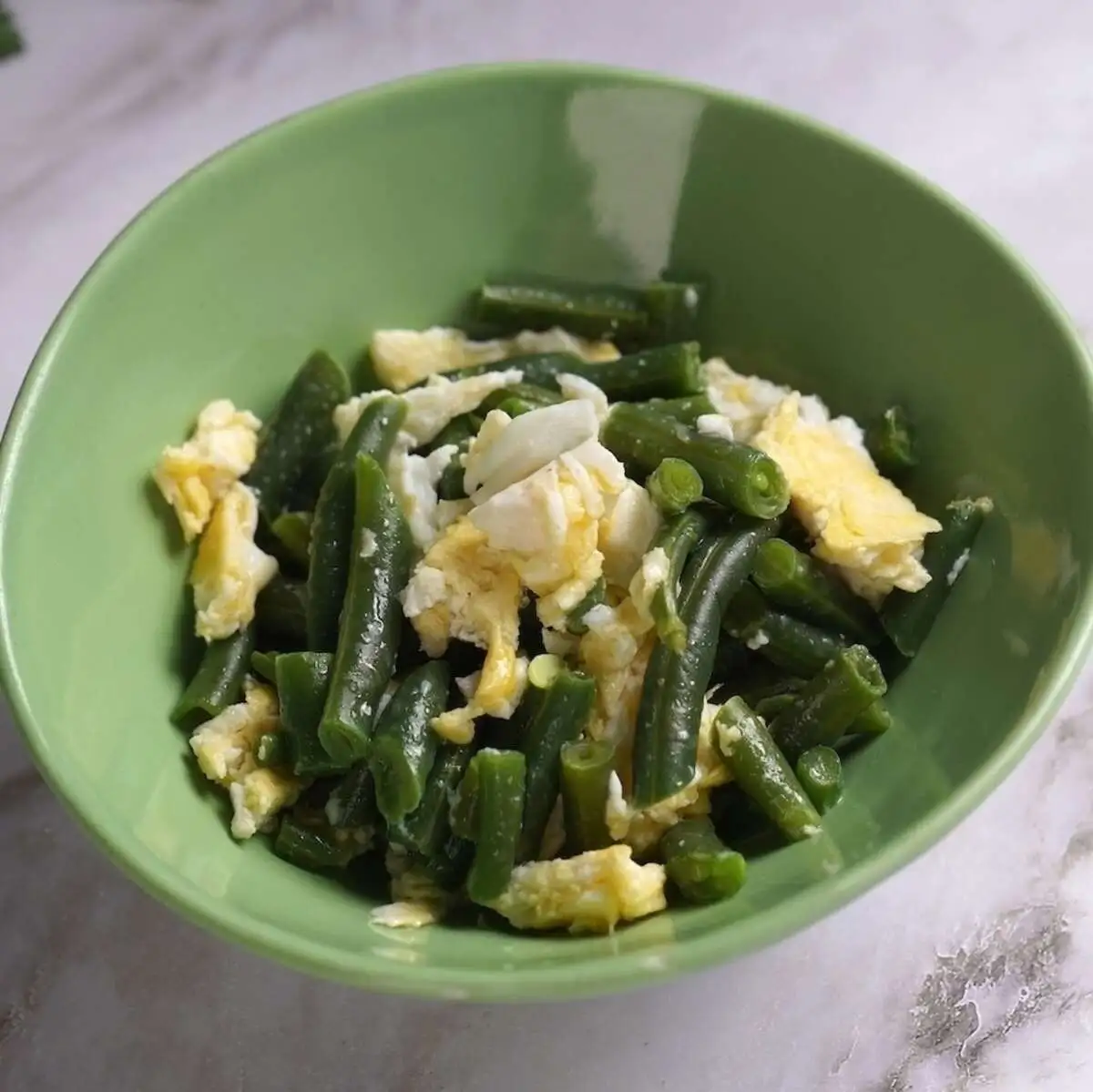 Фасоль с яйцом