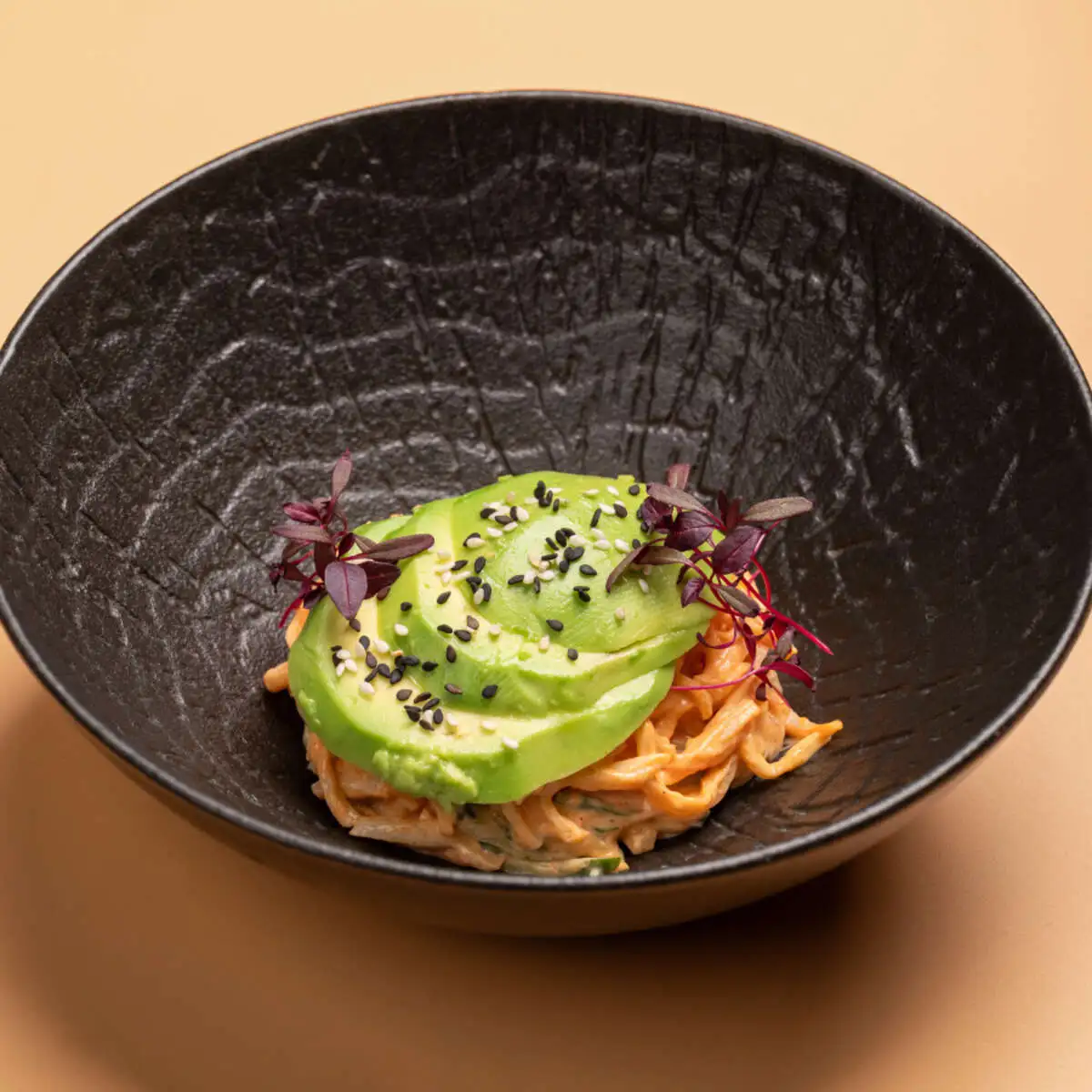 Салат Снежный краб и авокадо