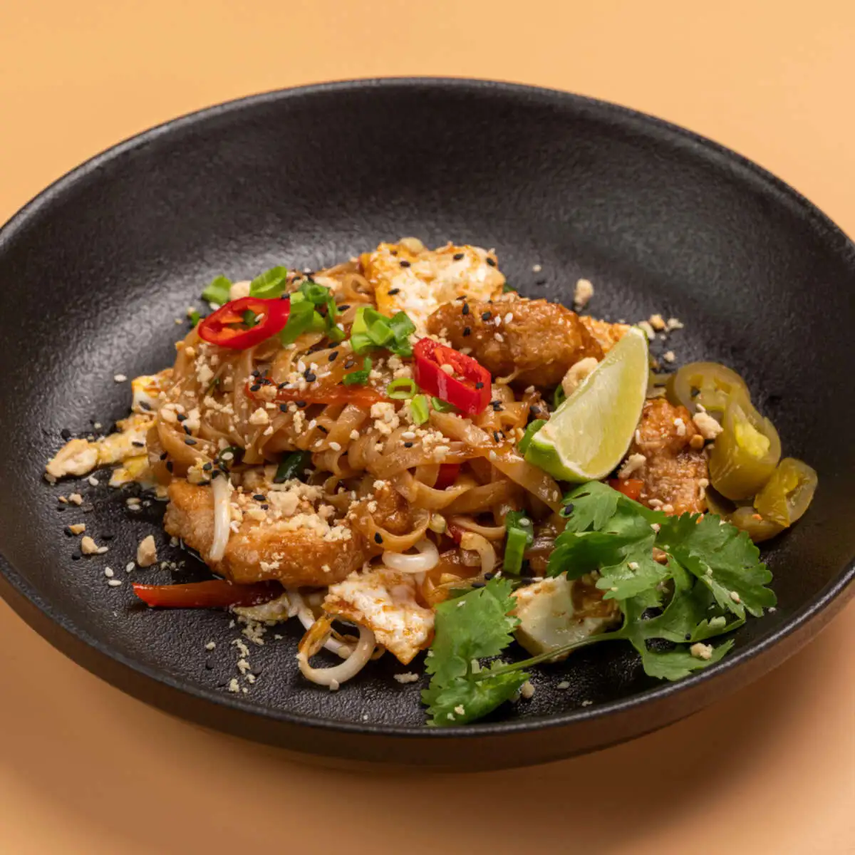 Пад тай с курицей