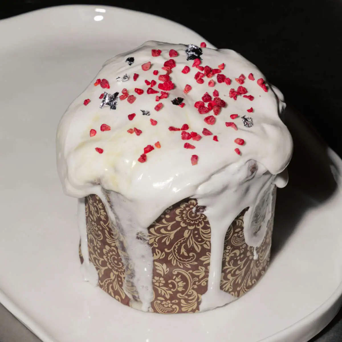 Кулич Манго-клюква-маракуйя