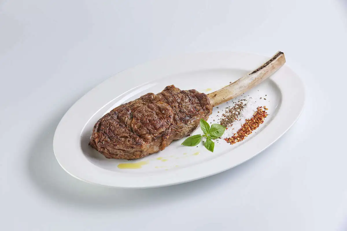 Драй эйдж рибай на кости