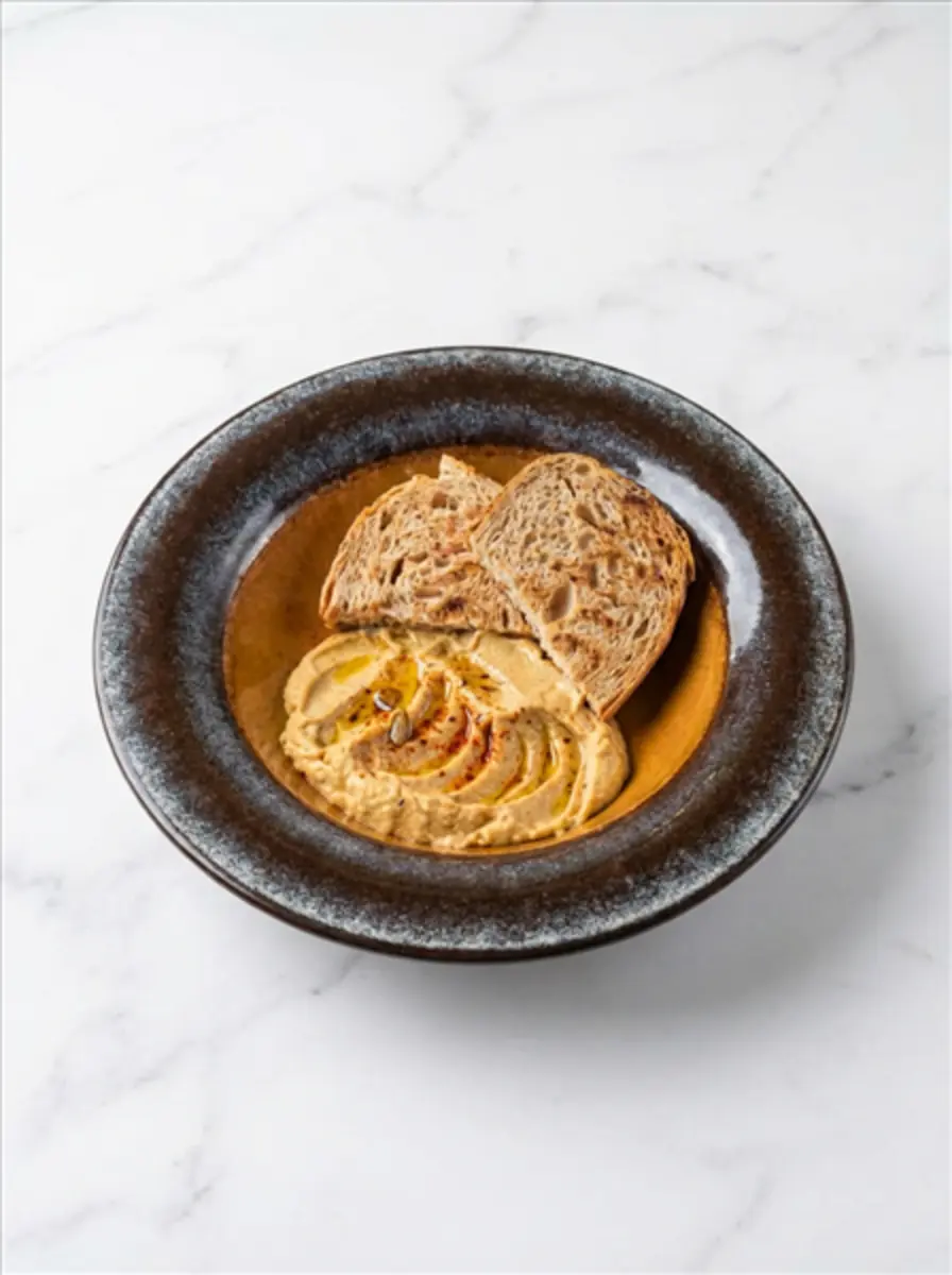 Хумус с баклажаном