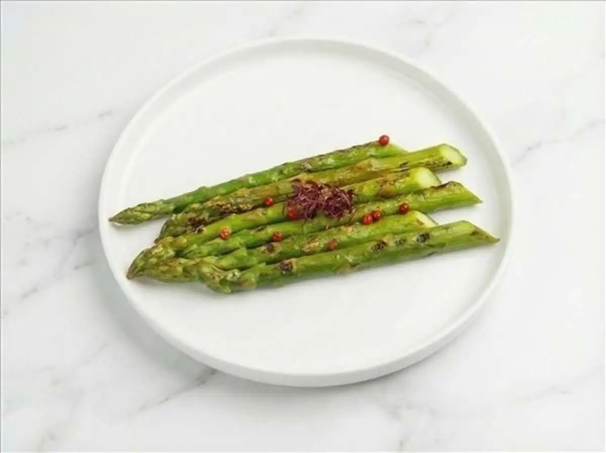 Спаржа гриль