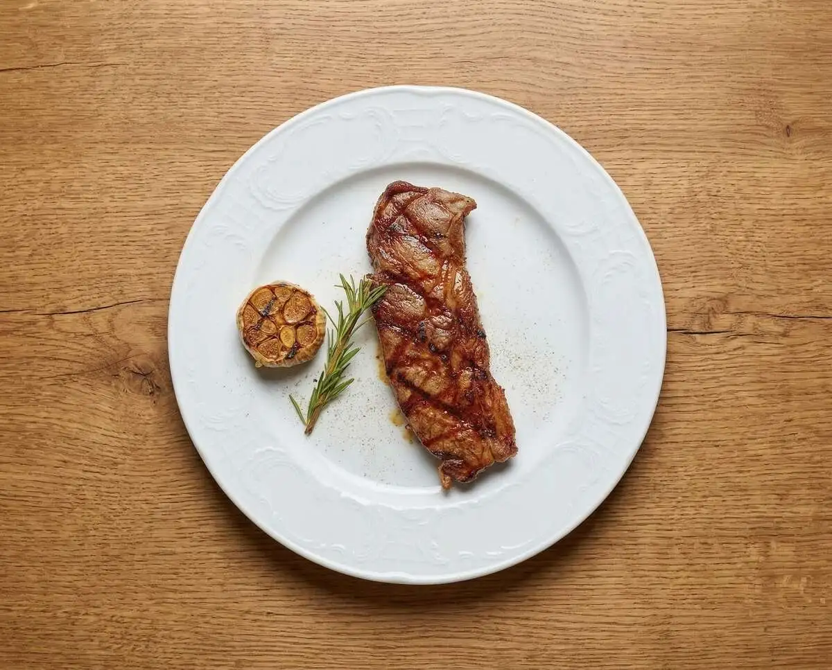 Стейк стриплойн «Нью-йорк»