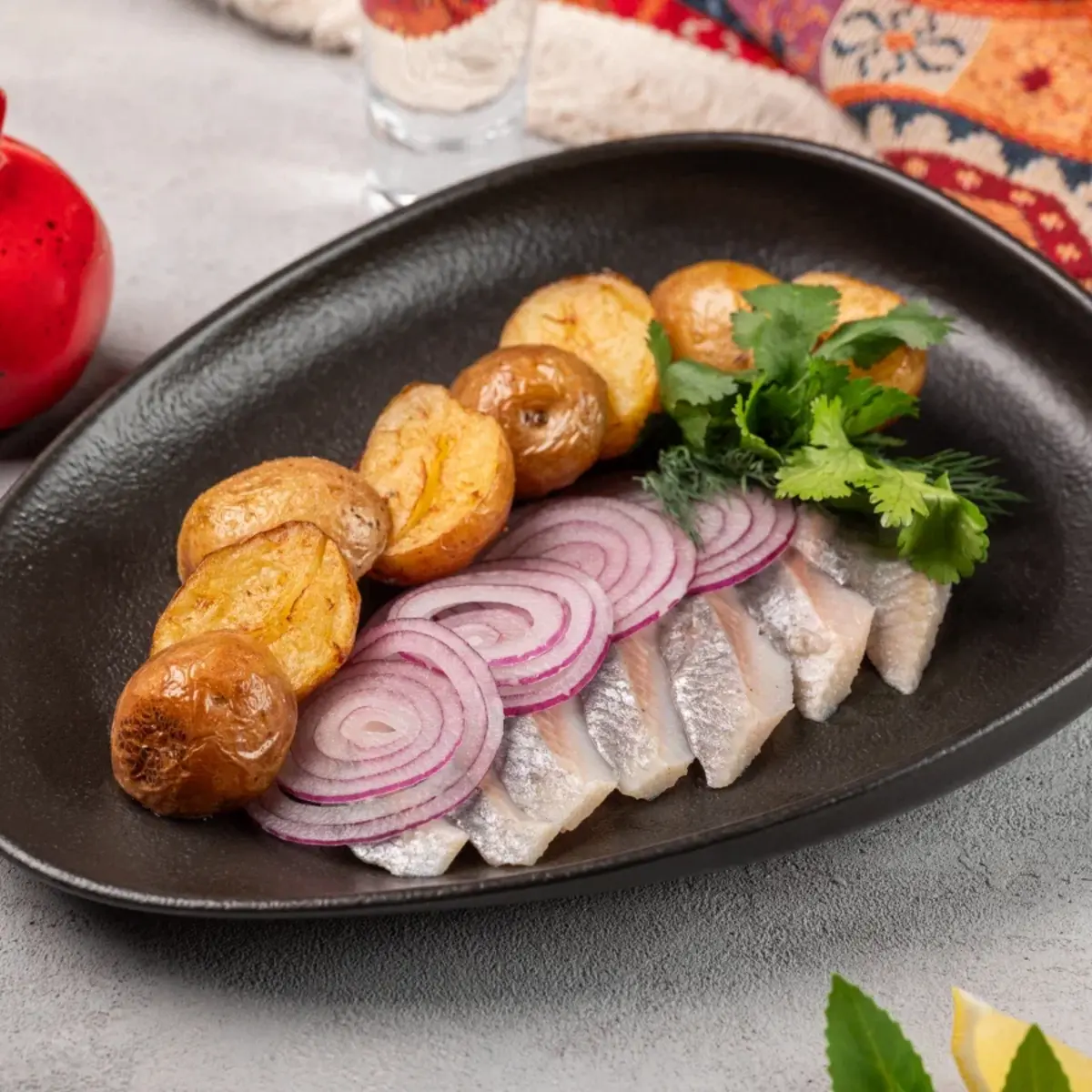 Сельдь с молодым картофелем 