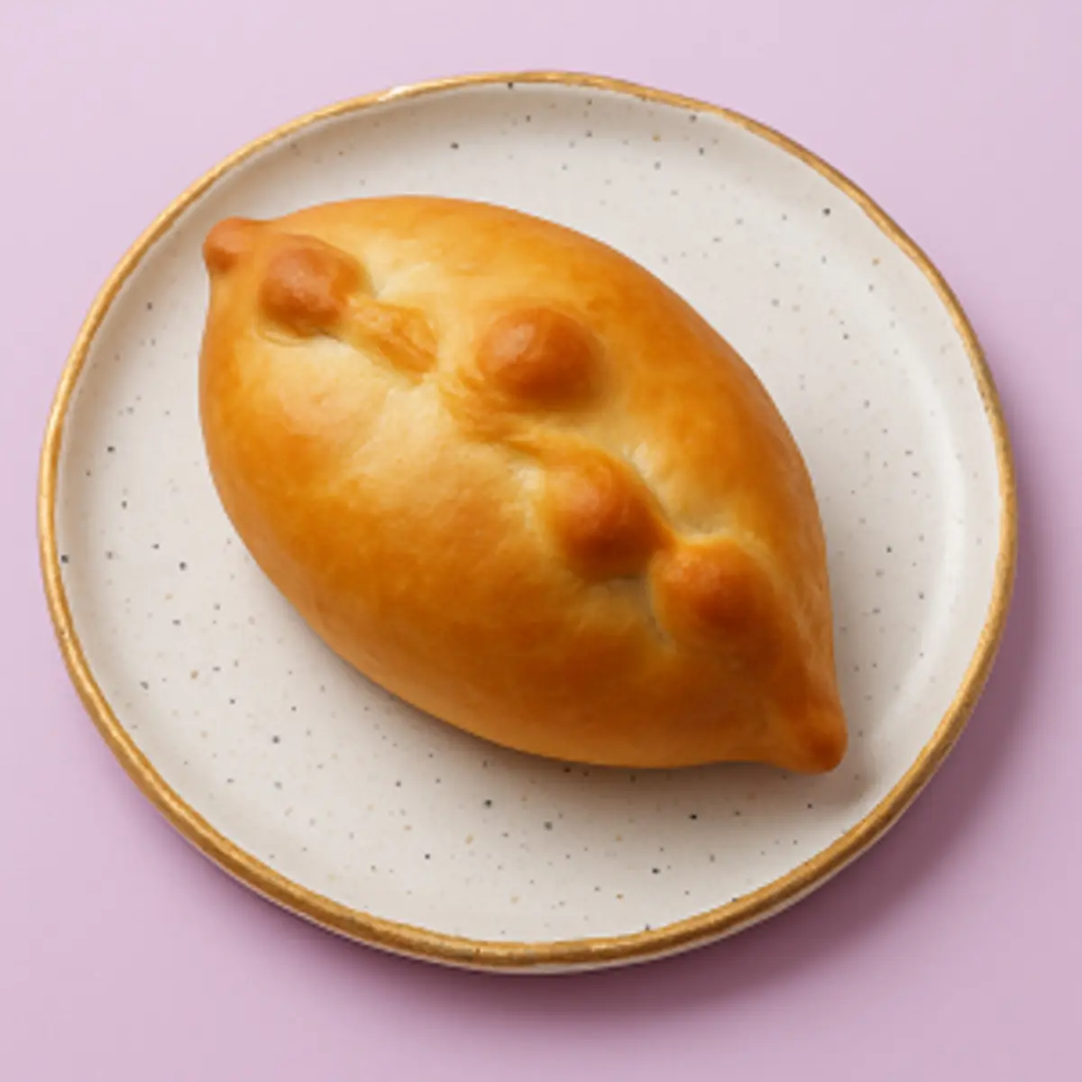 Пирожок с рисом и мясом