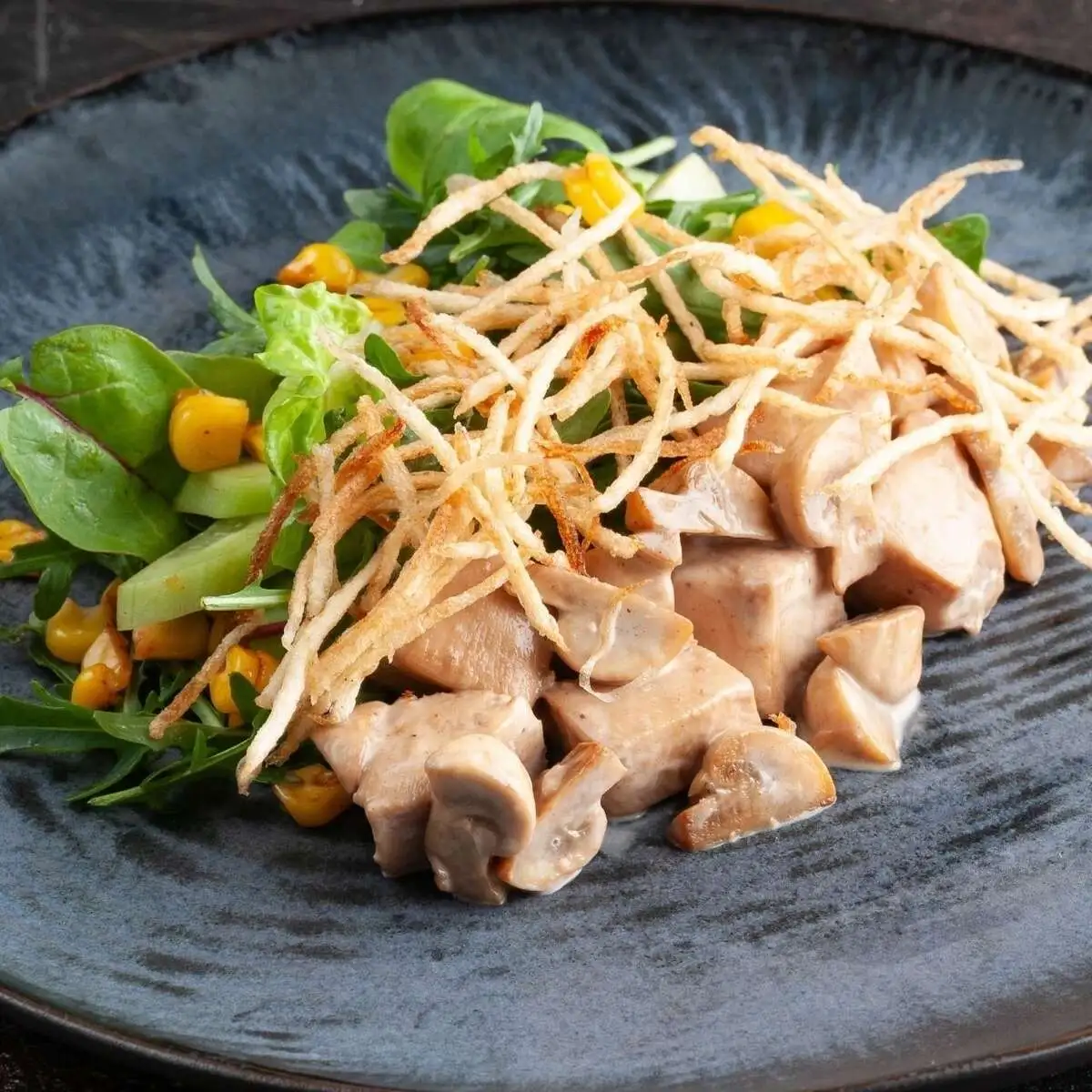 Теплый с цыпленком и грибами