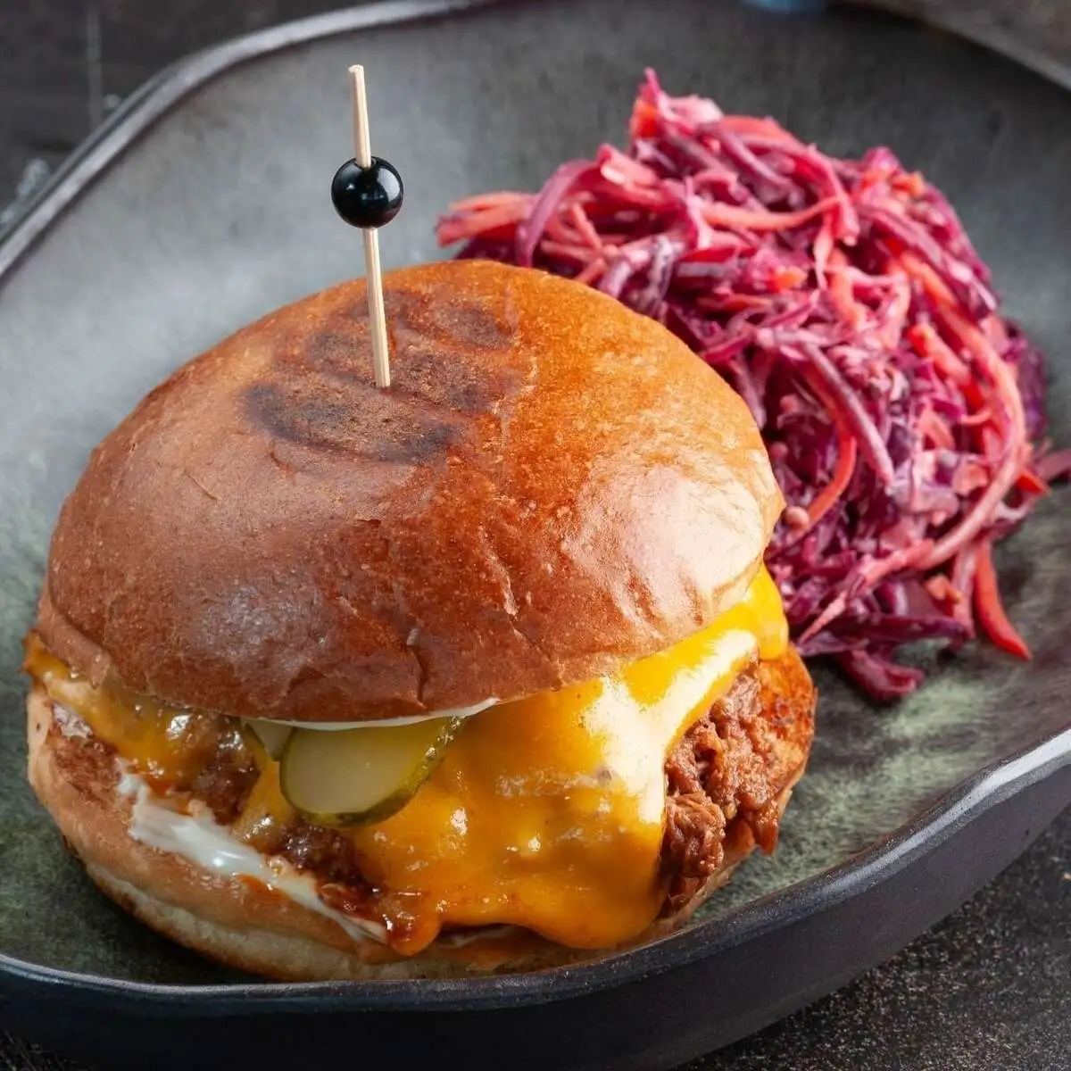 Слайдер с рванной говядиной