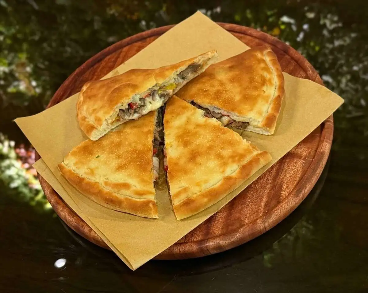 Пицца Кальцоне/Pizza Calzone