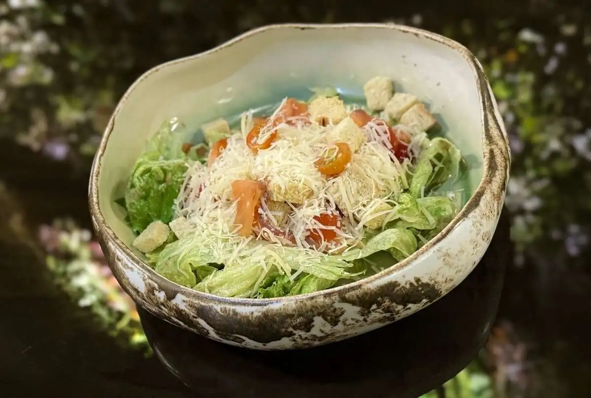 Цезарь с семгой/Caesar with salmon