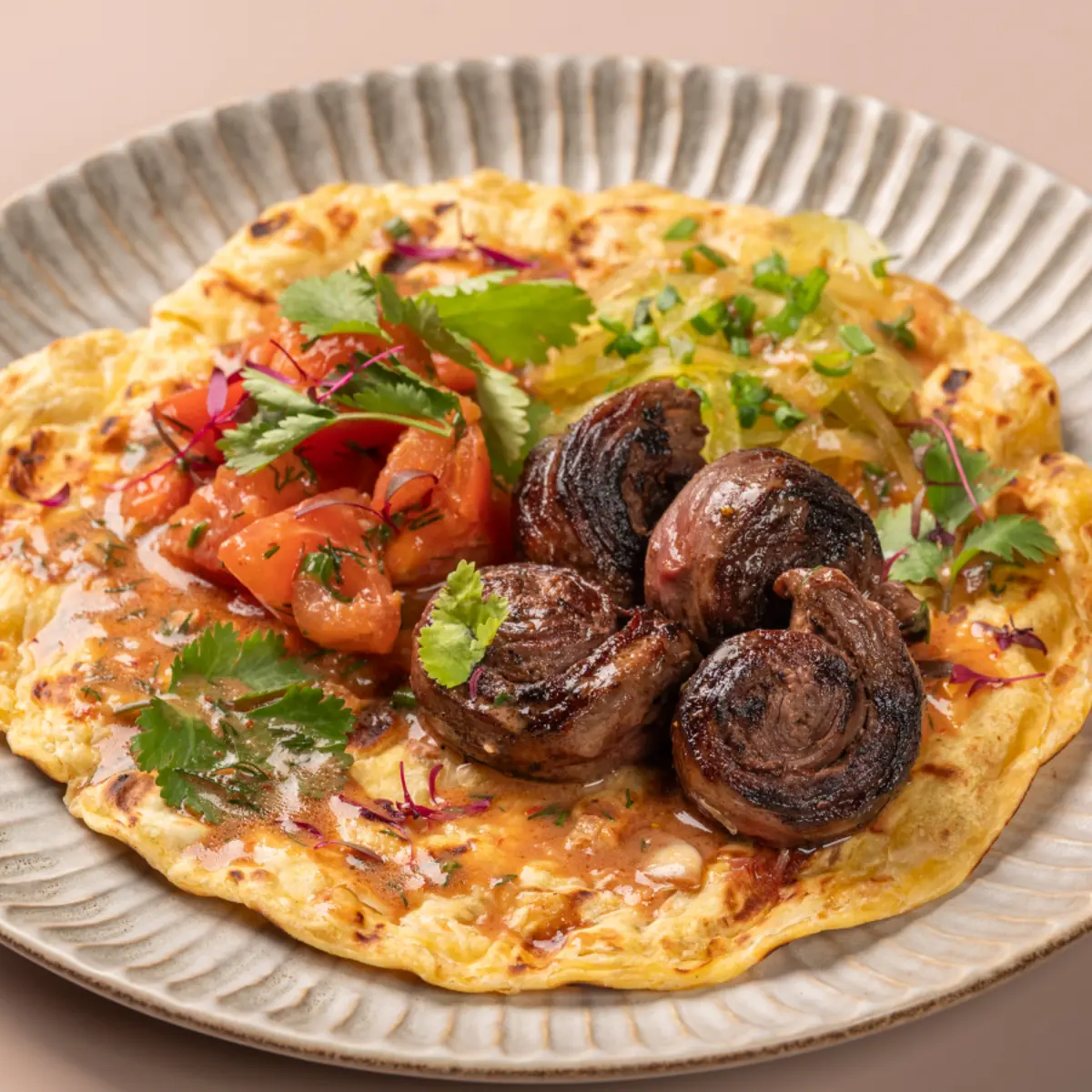 Шашлык из диафрагмы на лепешке роти