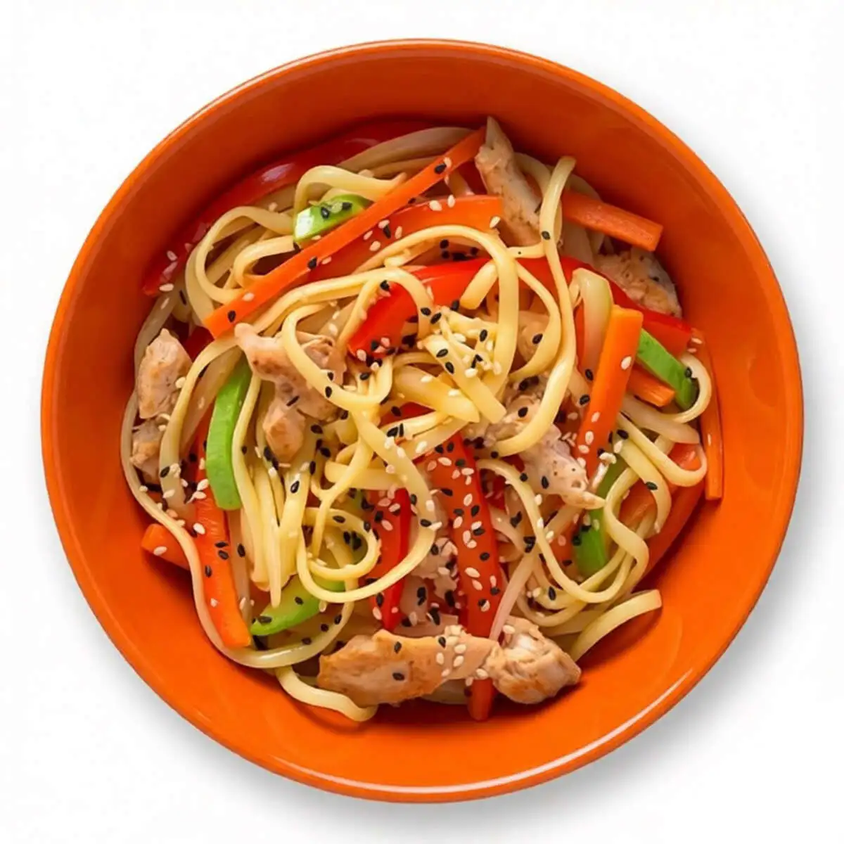 Удон с курицей и овощами