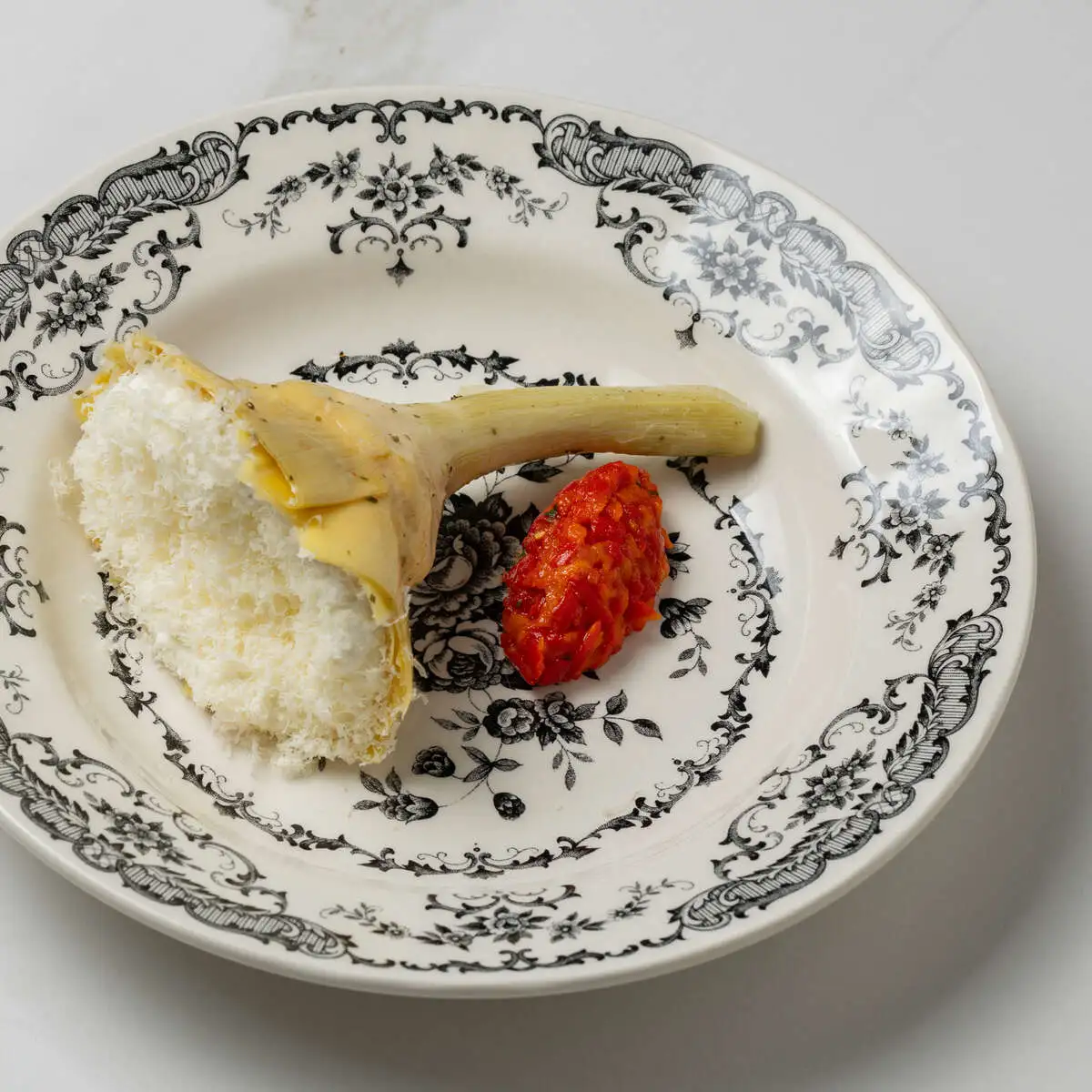 Артишок с муссом из рикоты и пармезаном