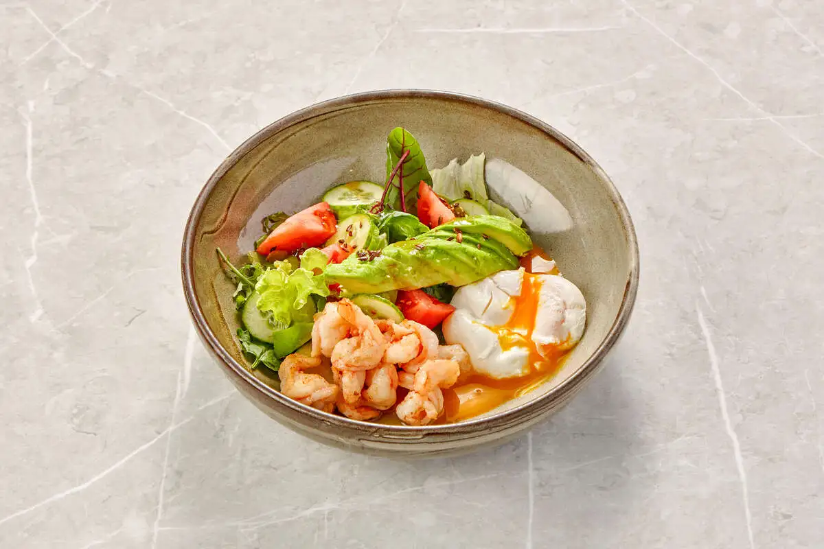 Зеленый завтрак с креветкой