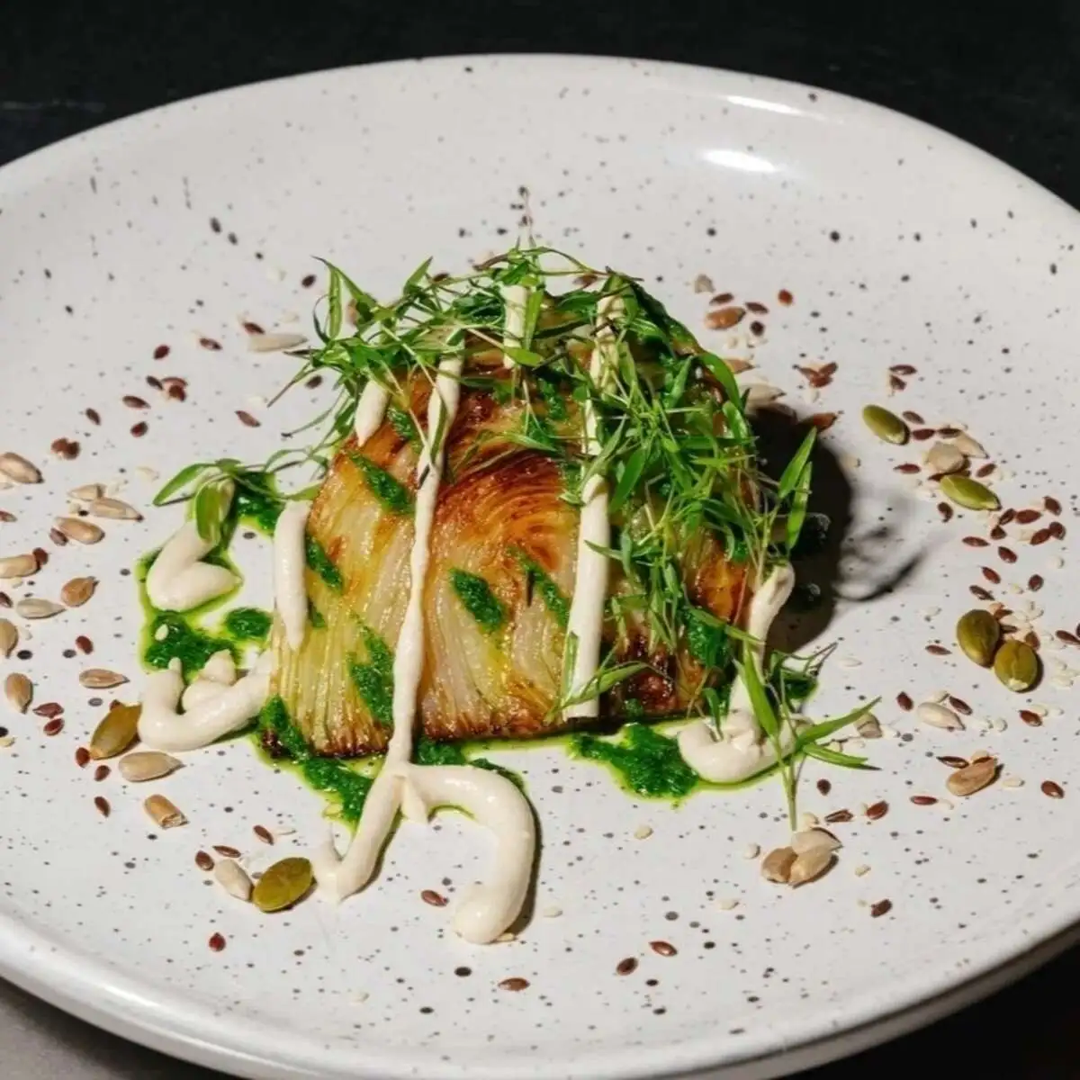 Стейк из молодой капусты