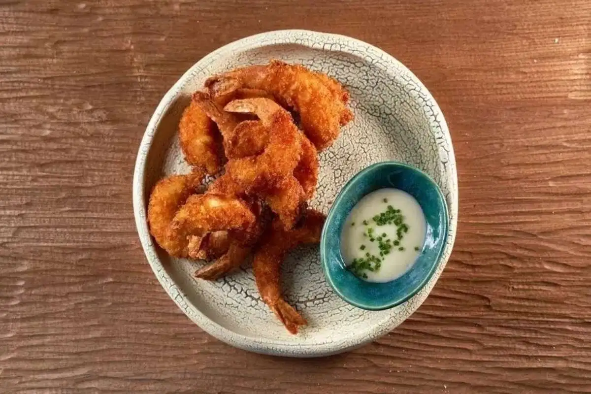 Хрустящие тигровые креветки с соусом Айоли 150гр.