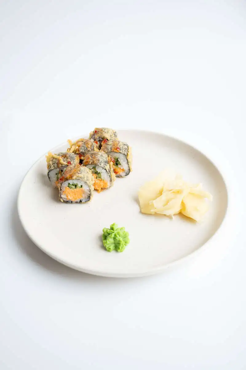 Горячий ролл с крабом ланч