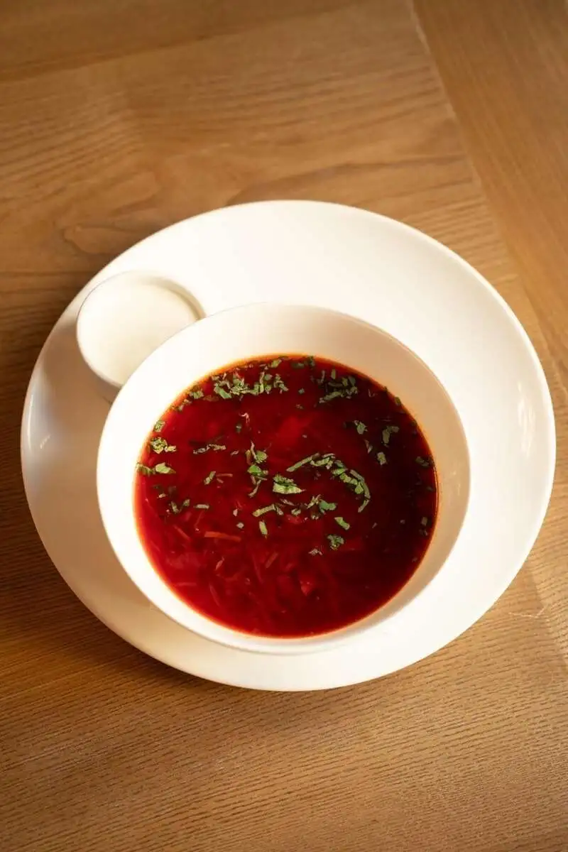 Борщ с говядиной ланч