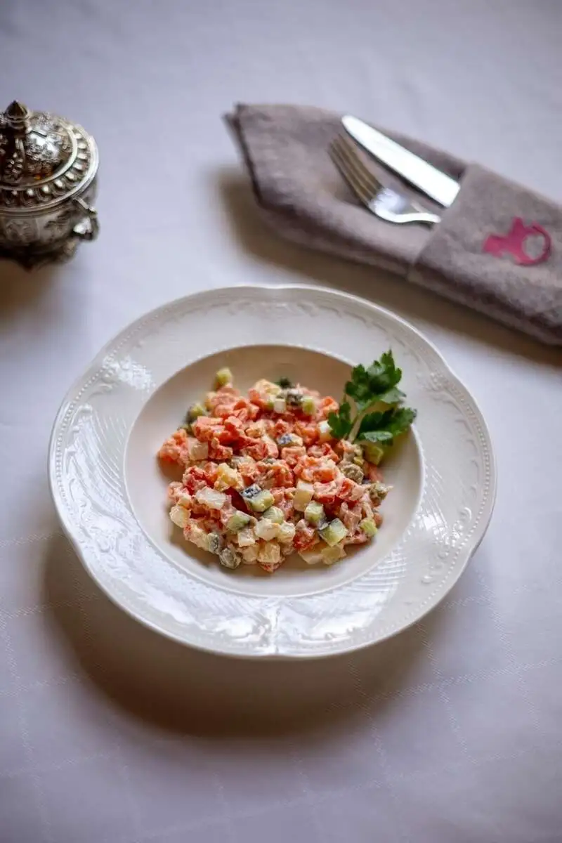 БИЗНЕС 2026 Оливье с лососем 