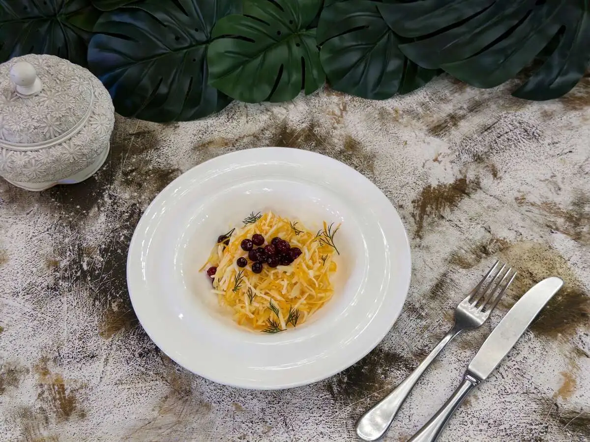  Салат из свежей капусты с морковью