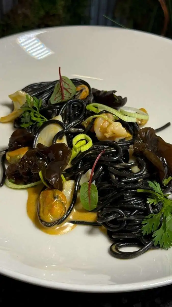 Паста с море продуктами в соусе том-ям. 250гр.