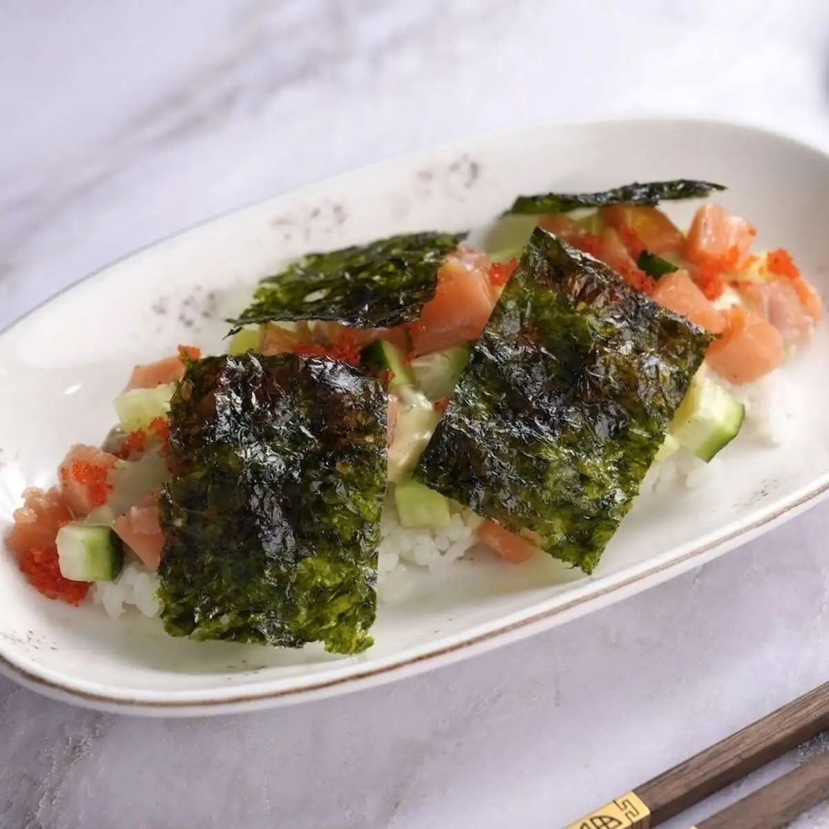 Ленивый ролл с лососем