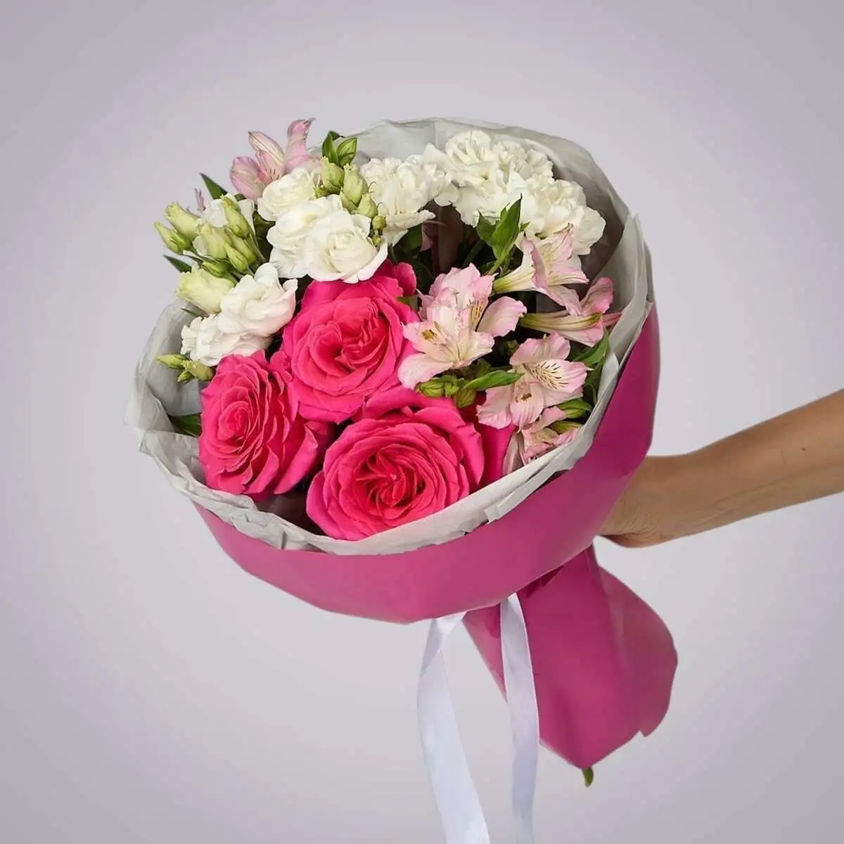 slide-https://cdn.smt.bz/uploads/media/photo/7877963/buket-_serdtse-vesny_-.webp