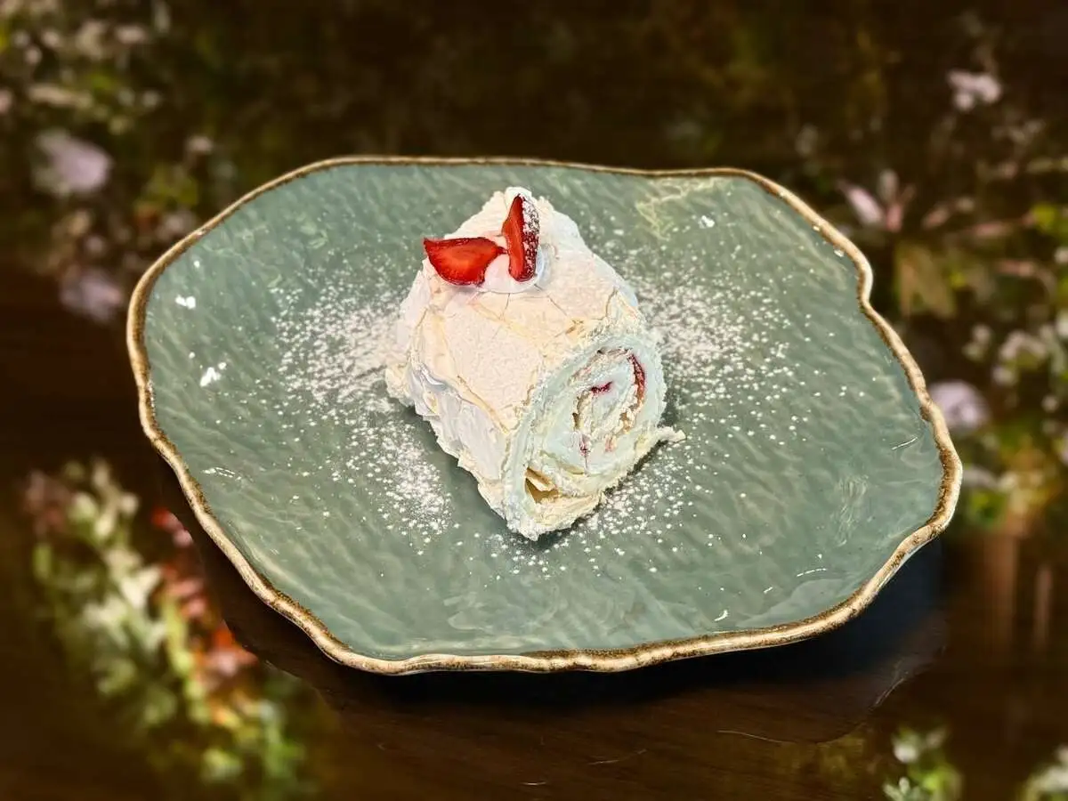 Меренговый рулет/Meringue roll