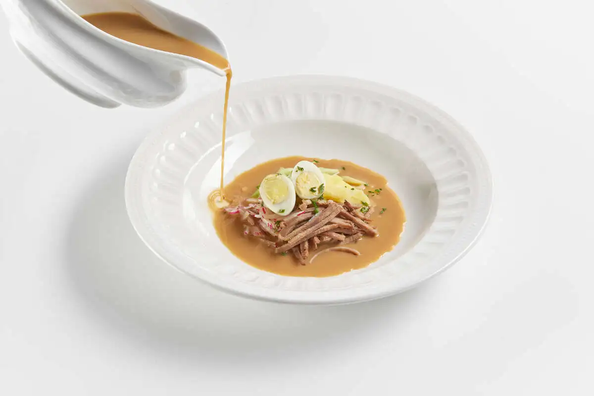 Окрошка с языком на квасе