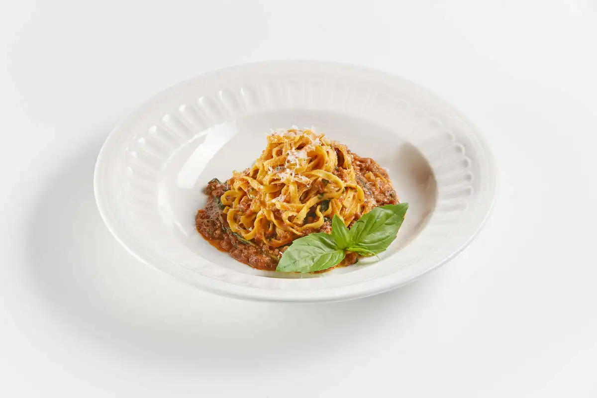 Тальятелле болоньезе