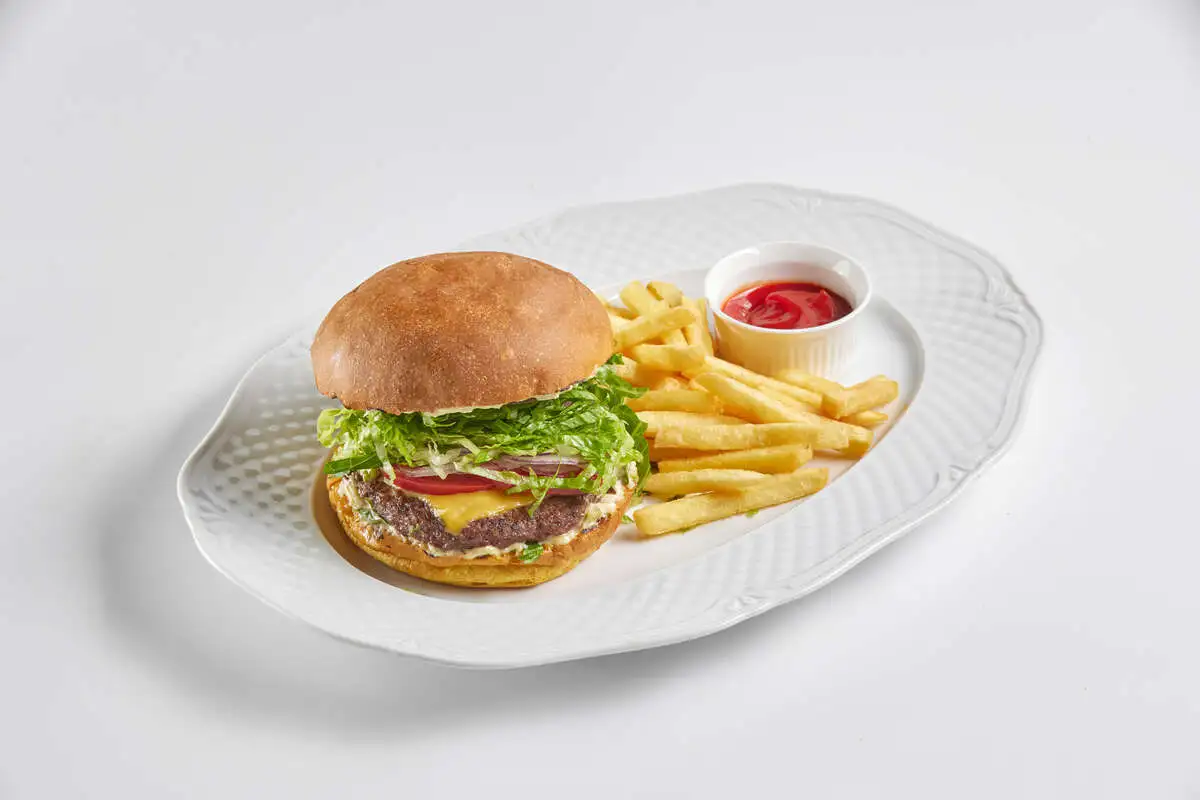 Фирменный бургер