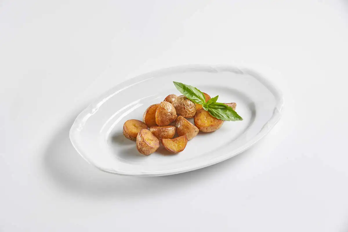 Картофель черри с розмарином