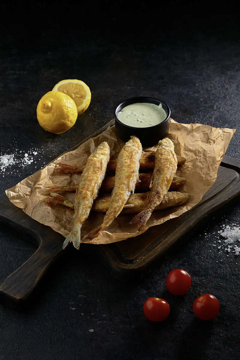 Корюшка с соусом тар-тар 