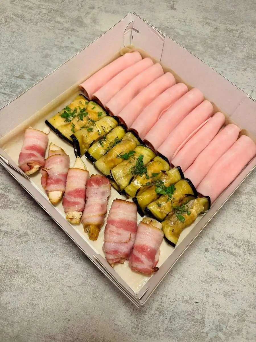 Ассорти рулетиков