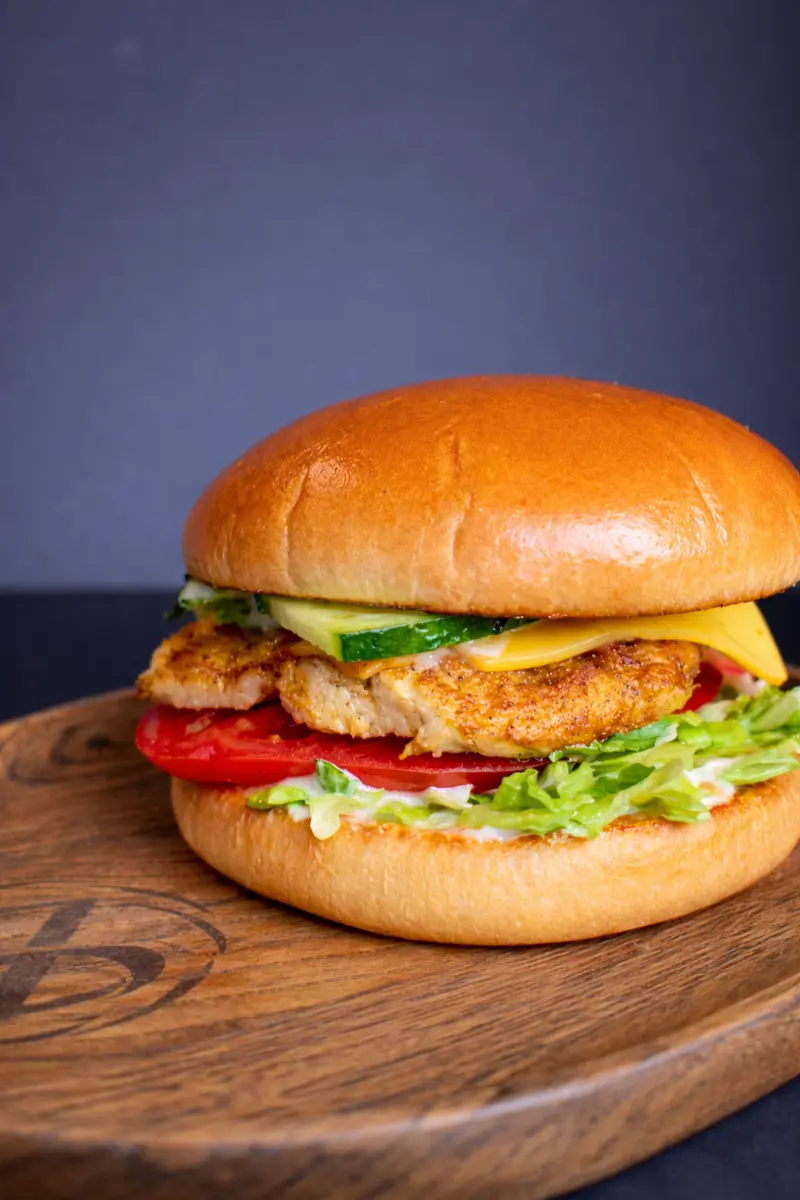 Бургер с курицей