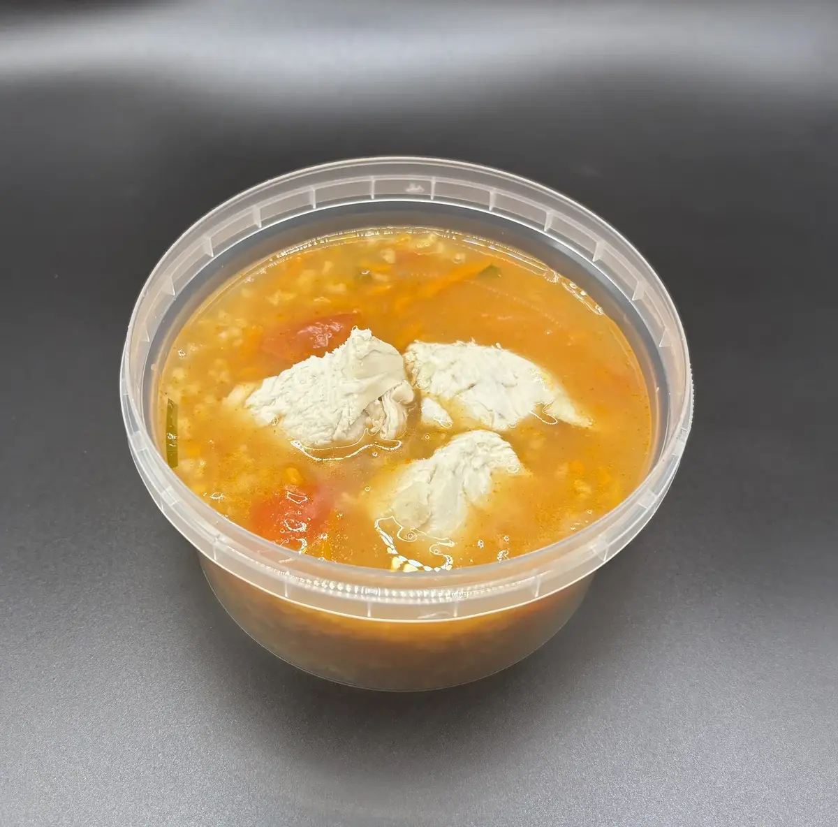 Томатный с курицей