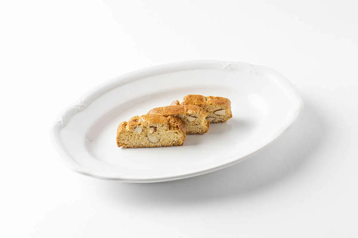 Кантуччи с миндалем