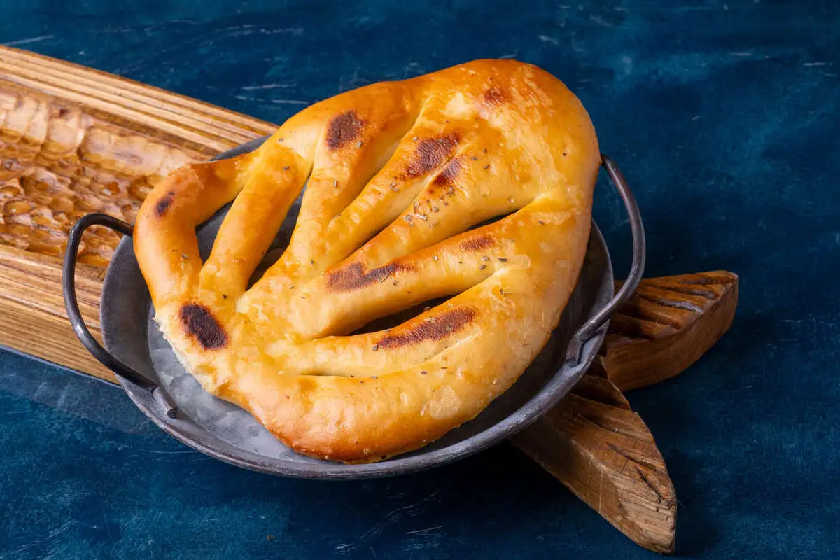 Белый хлеб на палубу